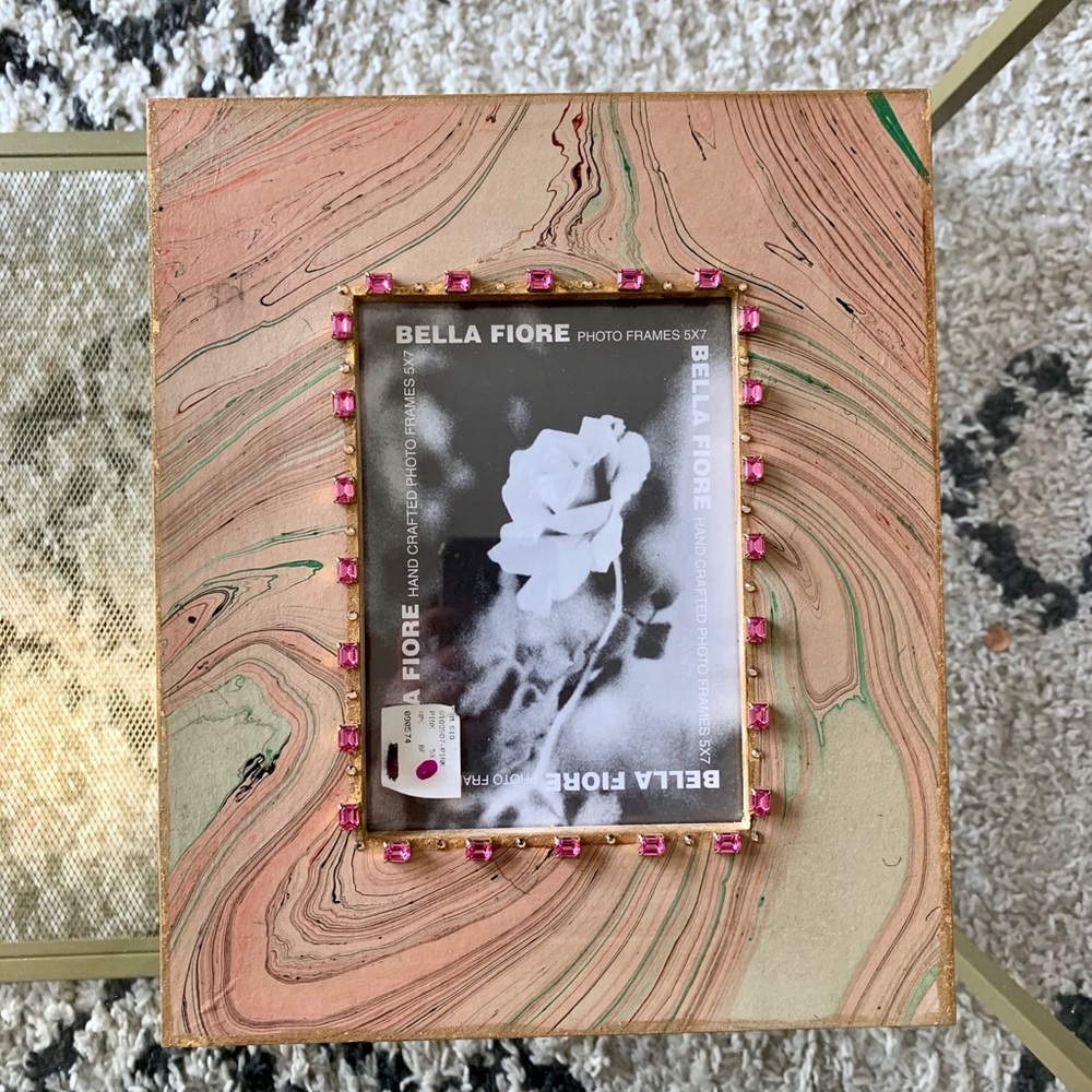 Brand New Bella Fiore Frame